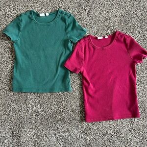 Gap Girls Ribbed Fitted T-Shirts size 10 fits small